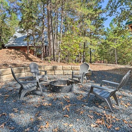Stylish Cabin By Beavers Bend Hot Tub And Fire Pit Брокен-Боу Экстерьер фото