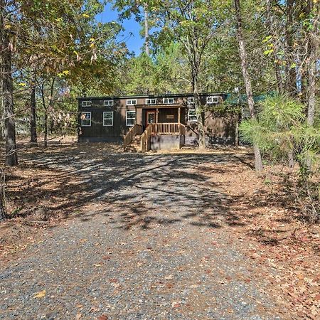 Stylish Cabin By Beavers Bend Hot Tub And Fire Pit Брокен-Боу Экстерьер фото